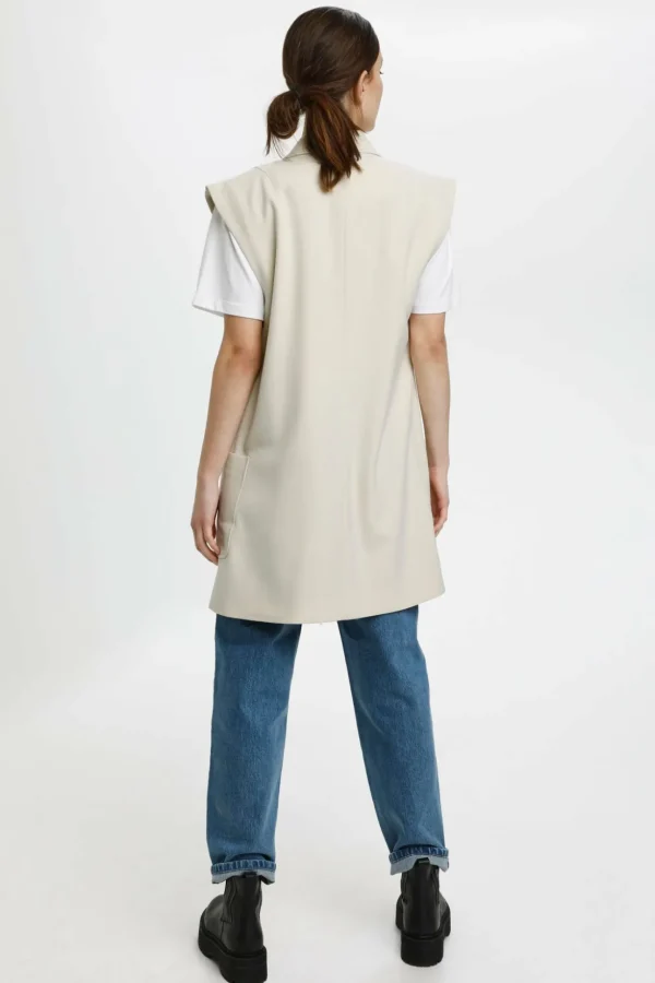 Klaragz Vest>Gestuz Online